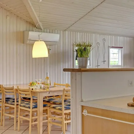 Folke - 250m From The Sea By Interhome Feriehus *