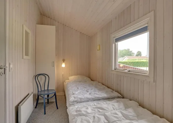 Folke - 250m From The Sea By Interhome