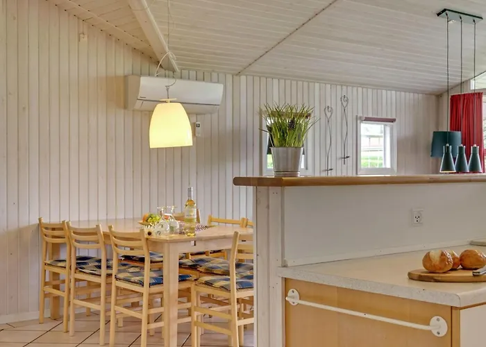 Folke - 250m From The Sea By Interhome Feriehus *